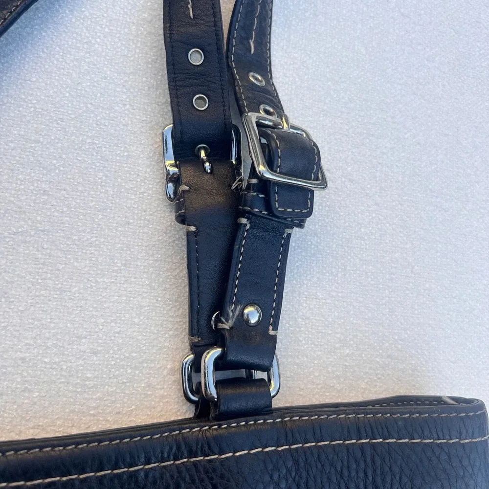 COACH Y2K Black Pebbled Leather Shoulder Bag Purse 2010 Tote F13089